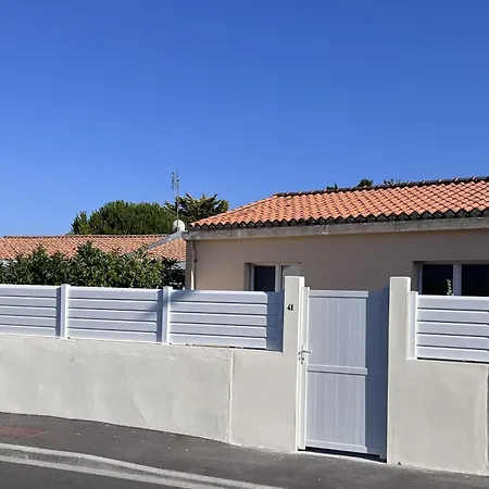 Maison Familiale Et Chaleureuse A La Chaume Av 2 Chambres, Terrasse, Wifi Tatil Evi Les Sables-dʼOlonne