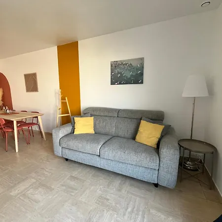 Holiday home Maison Familiale 6pers, 2chambres, Fibre Wifi, Garage *