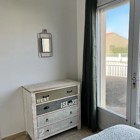 Tatil Evi Maison Familiale Et Chaleureuse Av 2 Et Terrasse, Quartier Chaume Pour Max 6 Pers